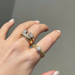 Load image into Gallery viewer, Pear Solitaire Tubogas Ring