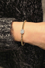 Load image into Gallery viewer, Baguette Diamond &amp; Gold Beaded Bangle
