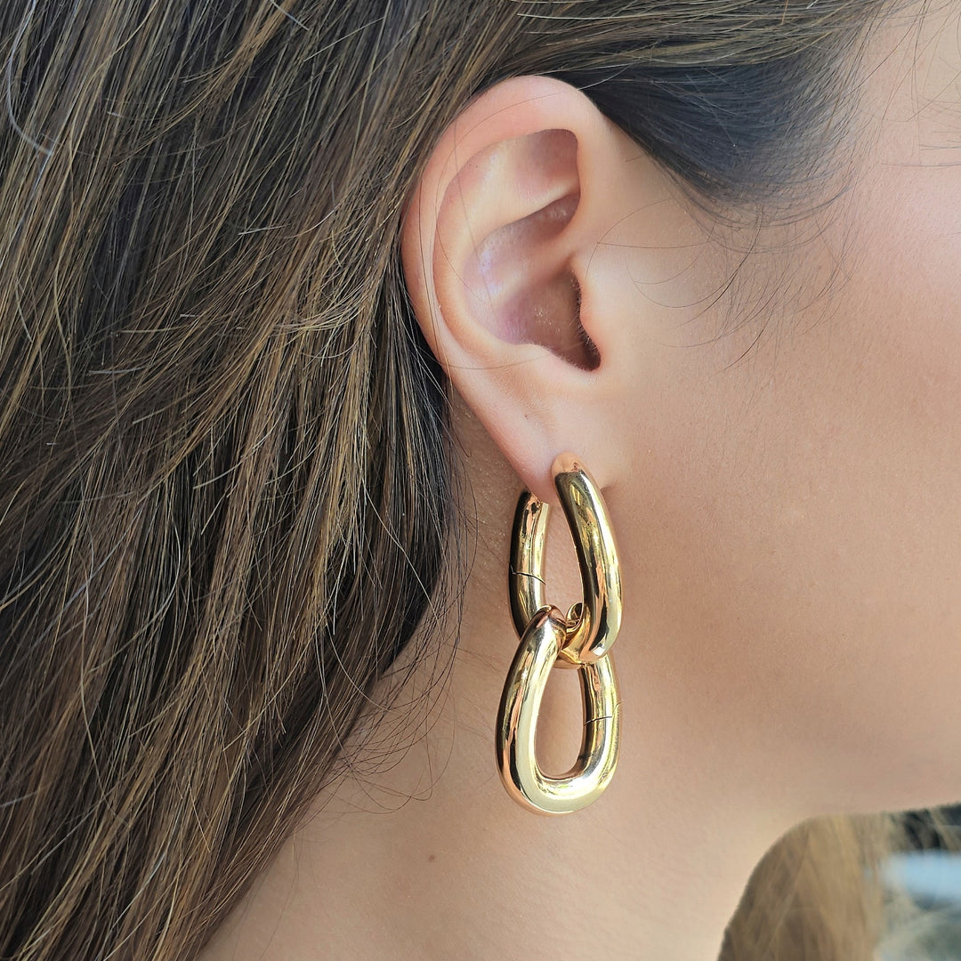 Bold Twirl Hoops