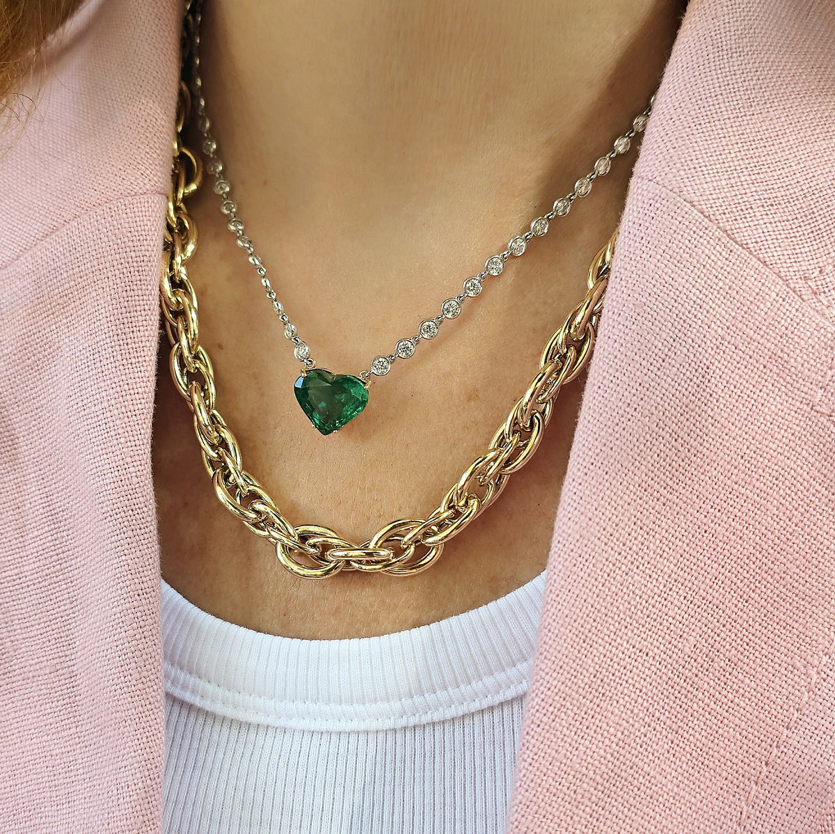 Knotted chain necklace