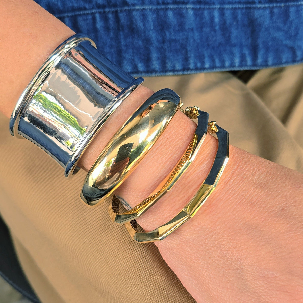 Gold partition bracelet