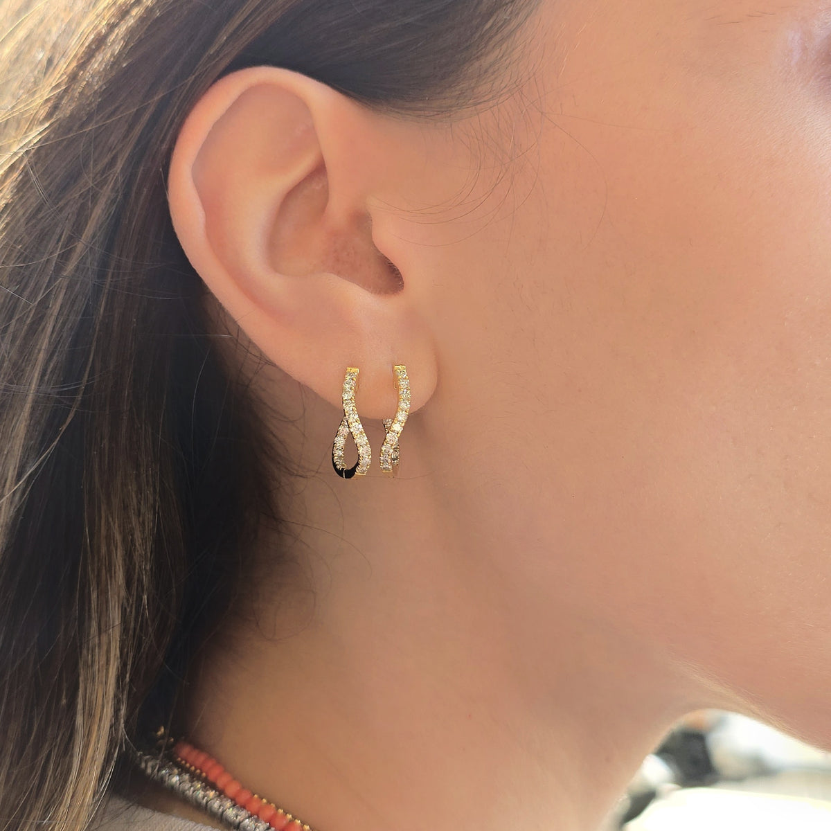 Twirl diamond hoops