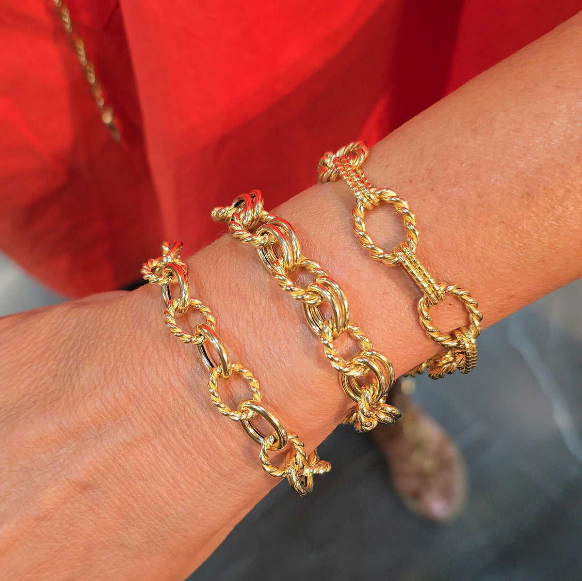 Double knotted rope chain