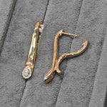 Load image into Gallery viewer, Eavesdrop Earrings
