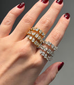 Load image into Gallery viewer, Cut &amp; Curve Ring
