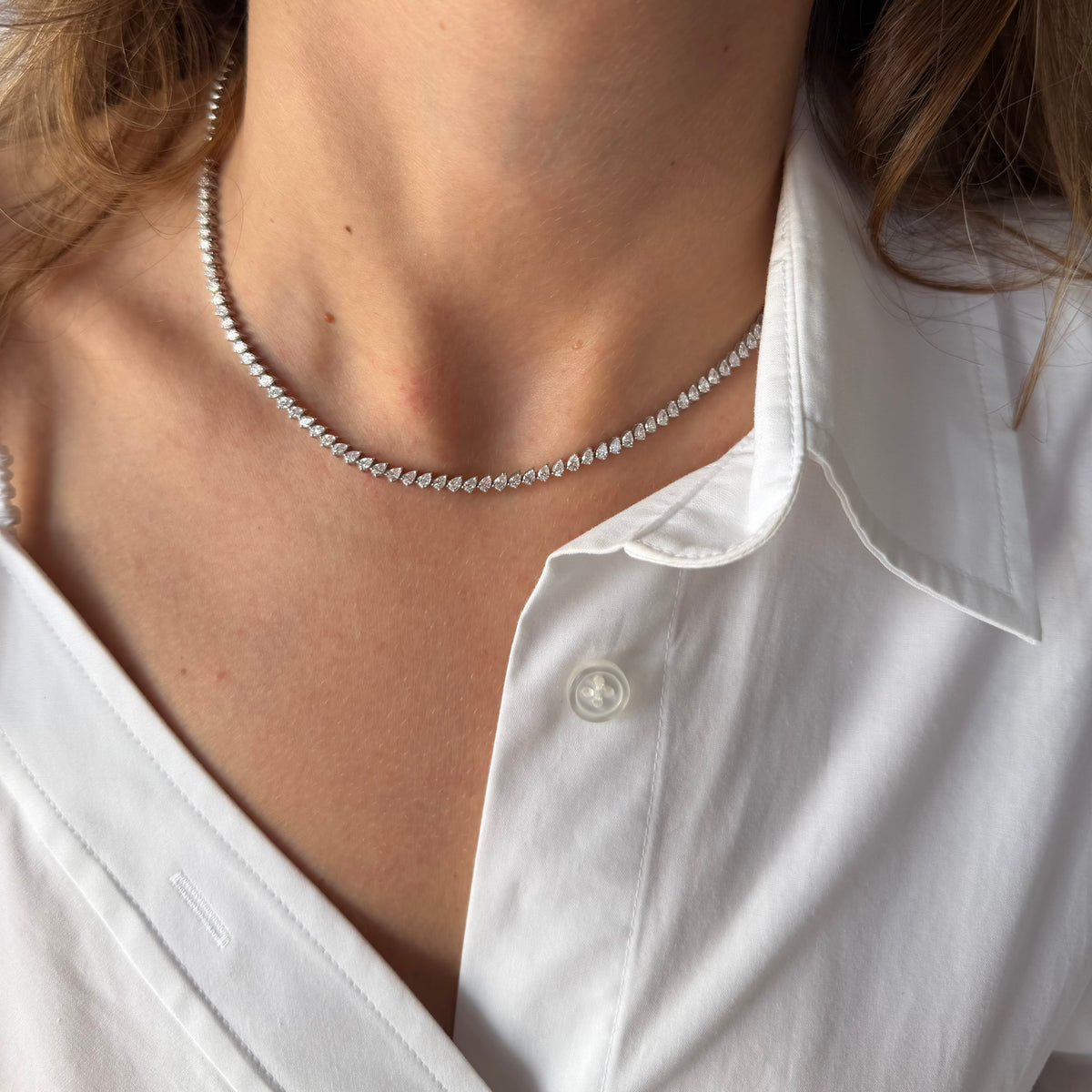 Pear shaped diamond tennis necklace