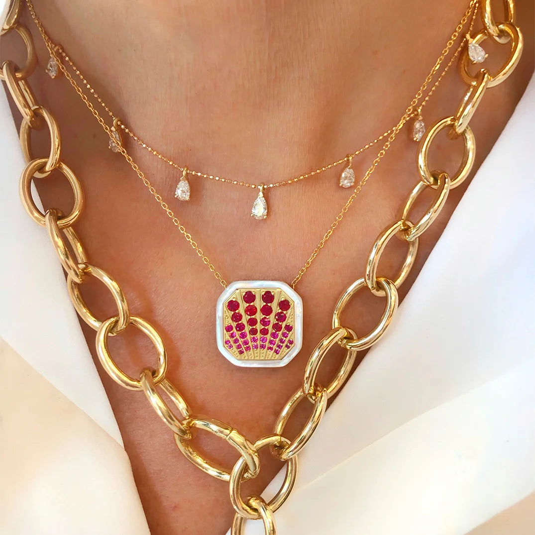 Dangling Pear Diamonds on Bubbles Chain