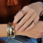 Load image into Gallery viewer, Squared Gold Bracelet
