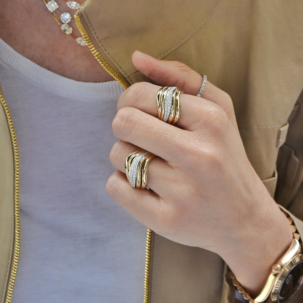 Gold & diamonds dune ring