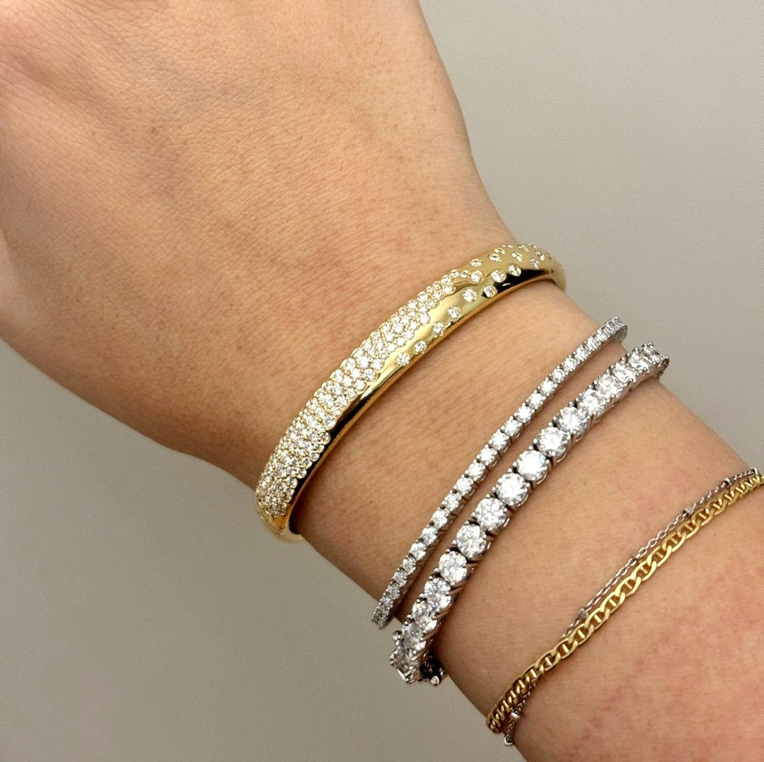 Supreme Scattered Diamonds Bracelet