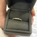Load image into Gallery viewer, 1 Row Graduated Diamonds band
