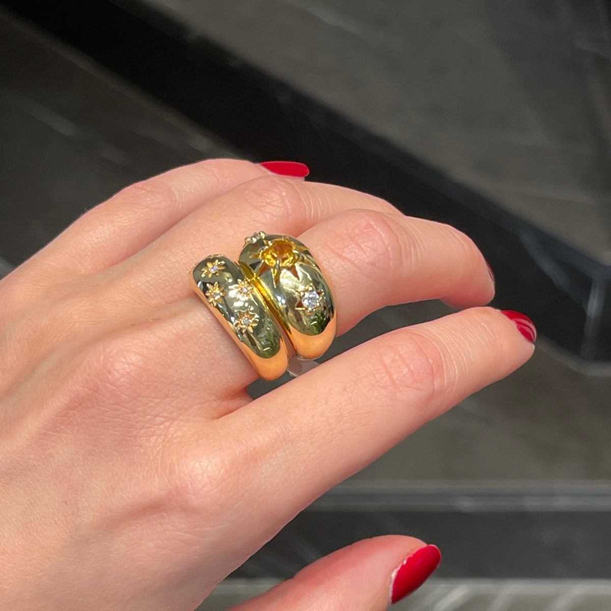 Starburst diamond ring