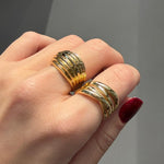 Load image into Gallery viewer, Ronda Gold Ring
