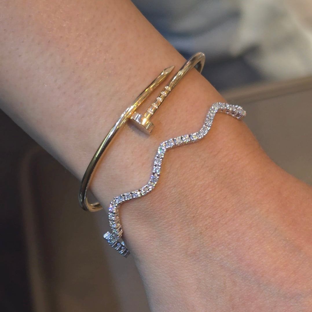 Wave tennis bracelet