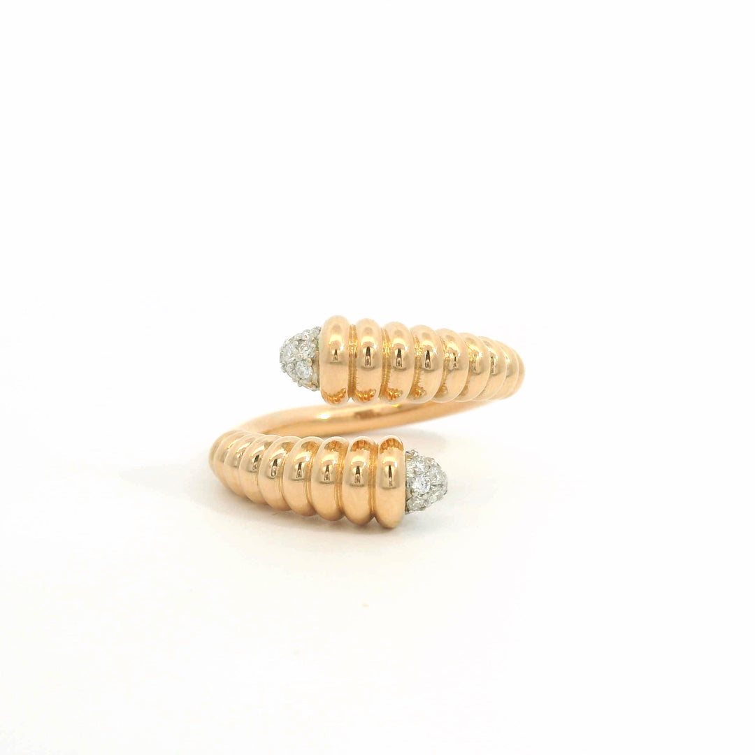 Ribbed Criss-Cross Ring
