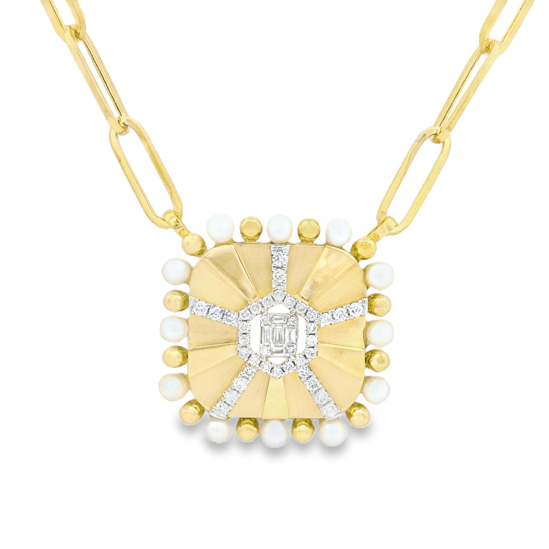 Diamond Crown Pearl Portait