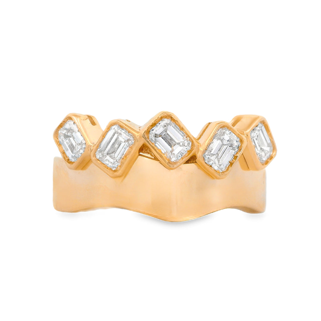 Tilted Emerald Band