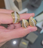 Load and play video in Gallery viewer, Gold &amp; Diamonds Dune Ring
