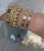 Load and play video in Gallery viewer, Narrow Jagged Bracelet
