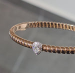 Load and play video in Gallery viewer, Pear-Diamond Halo Tubogas Bracelet
