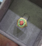 Load and play video in Gallery viewer, Emerald Bloom Signet Ring
