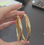 Load and play video in Gallery viewer, Gold Cigar Bracelet (Small Model)
