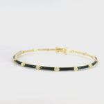 Load and play video in Gallery viewer, Enamel &amp; Diamond Pattern Bracelet
