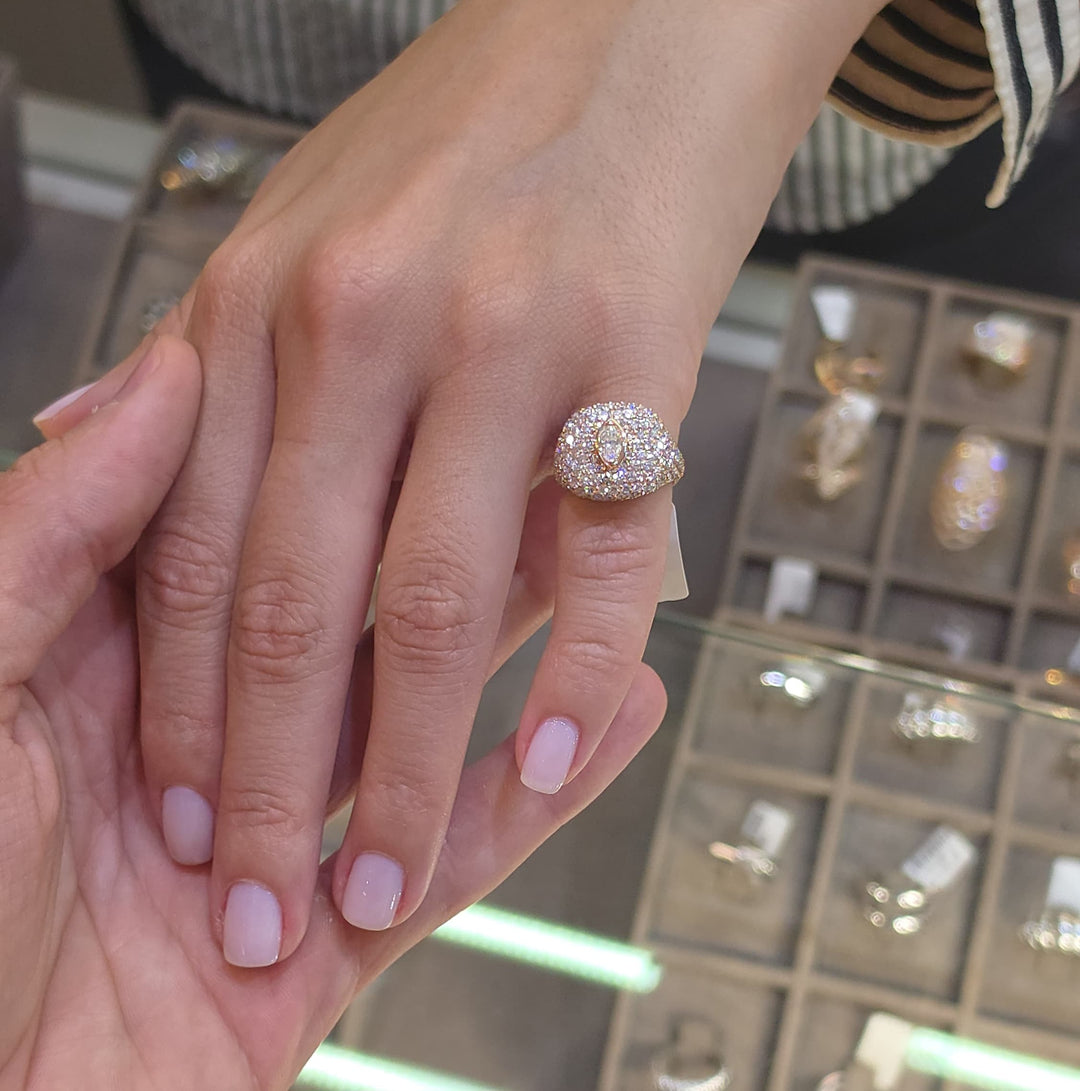 Étoile Pavé Ring